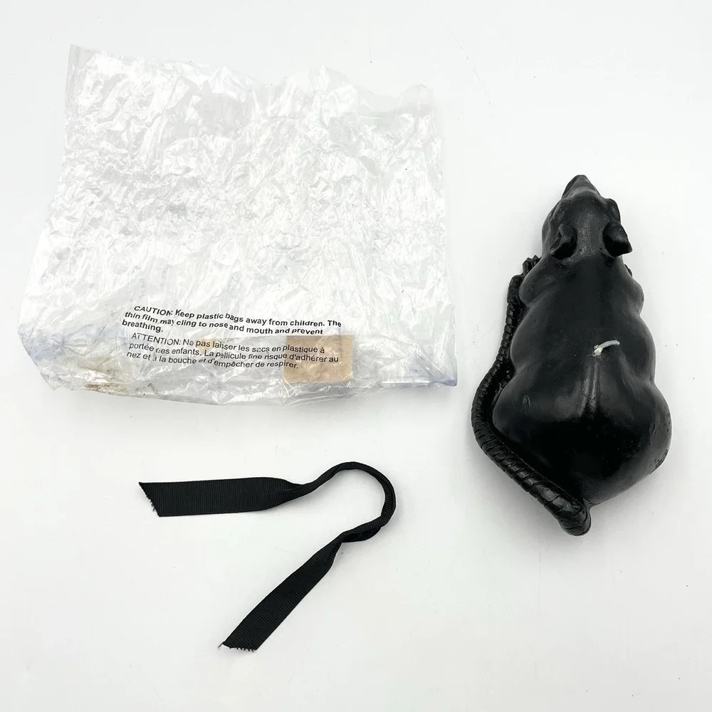 Vintage 1990s Old Navy Supply Company Black Rat Mouse Candle Halloween 9.3 Oz